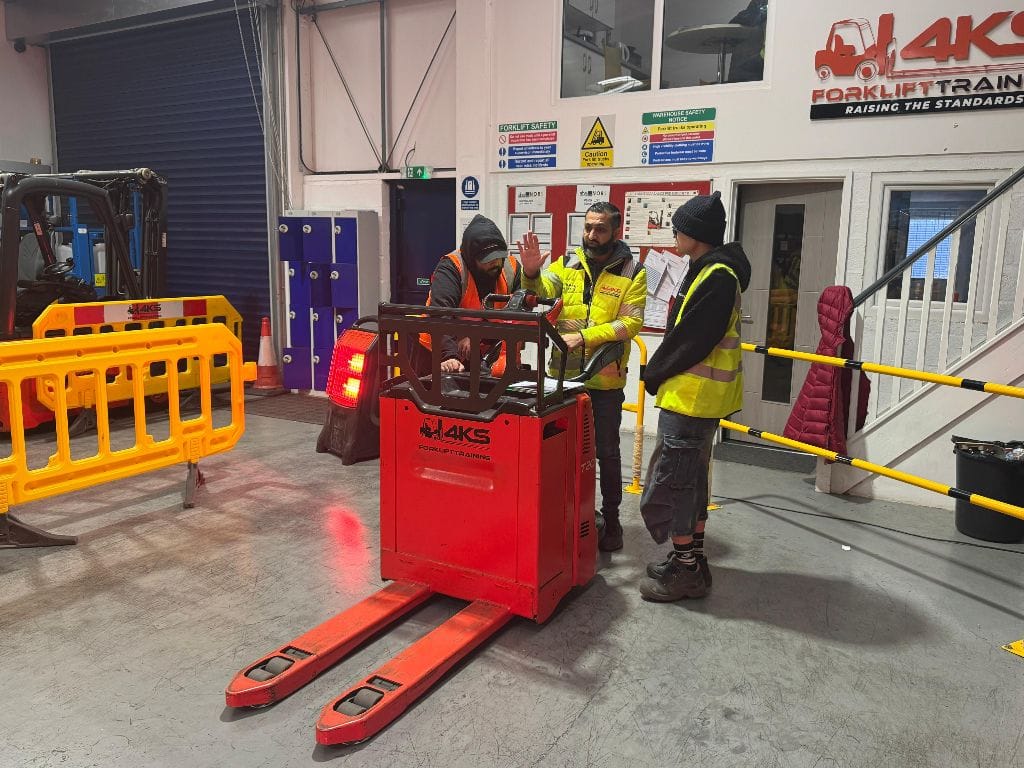 forklift operator training handbook | 4KS Forklift Training