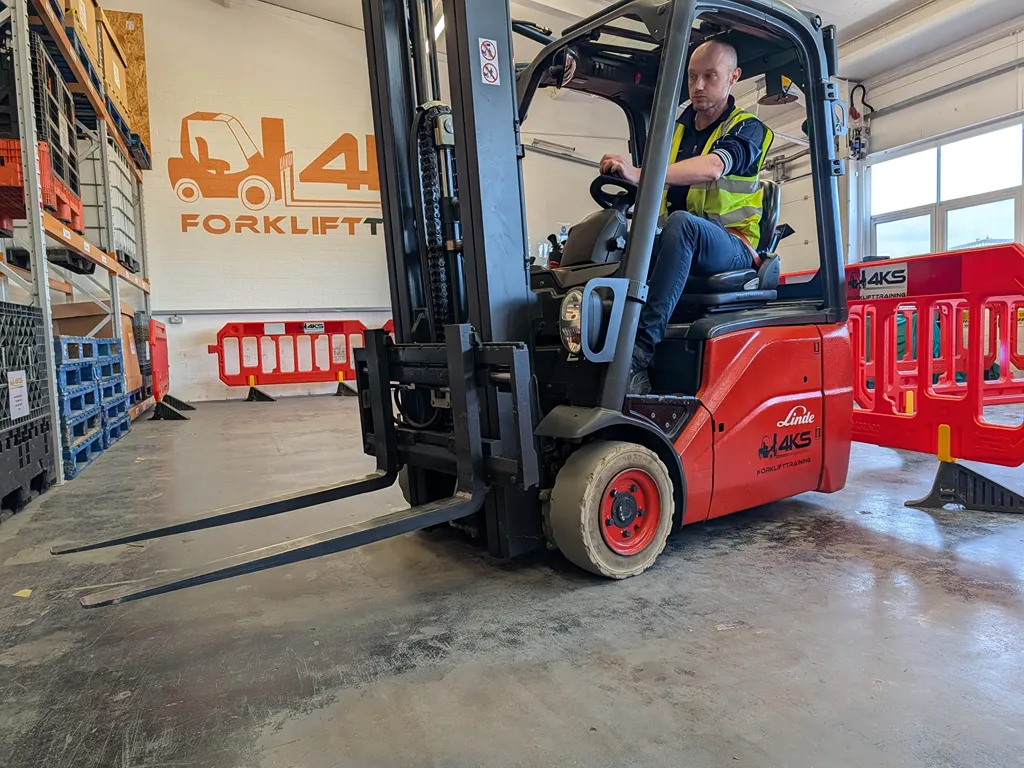 onsite forklift training Walsall | Forklift Training 4KS Peterborough training centre