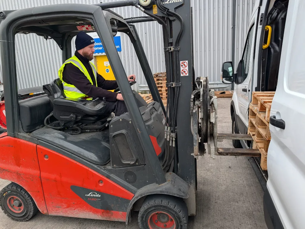 Peterborough forklift training programme | Forklift Training Onsite Counterbalance Novice training delivered by 4KS